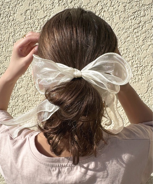 apres jour（アプレジュール）の「【apres jour×ARIAZ】シアーリボンヘアゴム（ヘアゴム・レディース・ミント/ベージュ/ライトブルー/ブラック/アイボリー/ライトピンク・FREE）」の2枚目の写真
