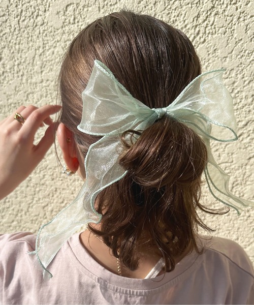 apres jour（アプレジュール）の「【apres jour×ARIAZ】シアーリボンヘアゴム（ヘアゴム・レディース・ミント/ベージュ/ライトブルー/ブラック/アイボリー/ライトピンク・FREE）」の4枚目の写真