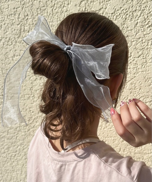 apres jour（アプレジュール）の「【apres jour×ARIAZ】シアーリボンヘアゴム（ヘアゴム・レディース・ミント/ベージュ/ライトブルー/ブラック/アイボリー/ライトピンク・FREE）」の5枚目の写真