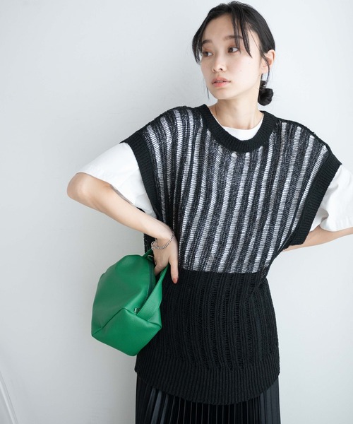 WEGO（ウィゴー）の「WEGO/ルーズメッシュニットベスト（ベスト・レディース・アイボリー/ブラック・FREE）」の6枚目の写真