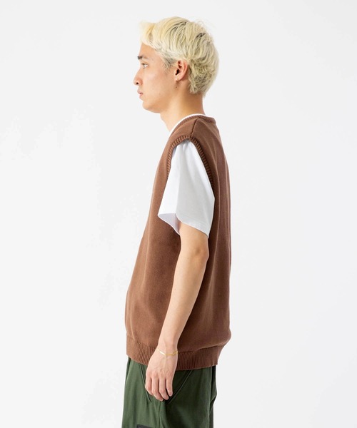 大人気 XLARGE OLD ENGLISH KNIT VEST 秋コーデの定番アイテムに 大人気 XLARGE OLD ENGLISH KNIT VEST 秋コーデの定番アイテムに