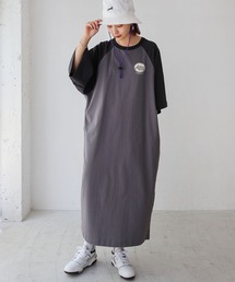 andme（アンドミー）の「配色ラグラン半袖プリントTシャツワンピース（ワンピース）」