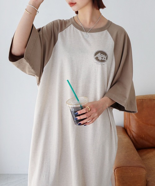 andme（アンドミー）の「配色ラグラン半袖プリントTシャツワンピース（ワンピース・レディース・ブルー/チャコールグレー/グレー/ベージュ・M）」の19枚目の写真