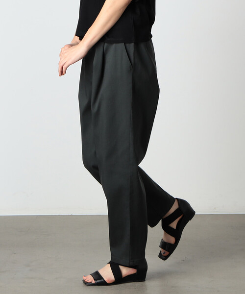 COMME CA MODELS（コムサモデルズ）の「サテン　テーパード　パンツ（その他パンツ・レディース・グリーン/ホワイト・X-SMALL/SMALL/MEDIUM/LARGE/X-LARGE）」の17枚目の写真