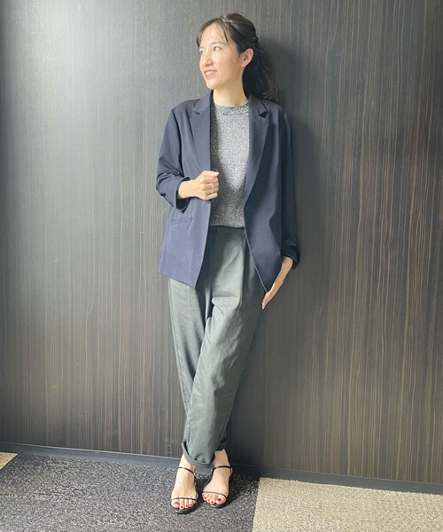 COMME CA MODELS（コムサモデルズ）の「サテン　テーパード　パンツ（その他パンツ・レディース・グリーン/ホワイト・X-SMALL/SMALL/MEDIUM/LARGE/X-LARGE）」の5枚目の写真