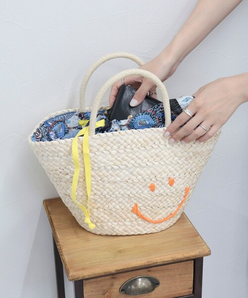 fredy emue（フレディエミュ）の「SMILEYカゴバッグ（かごバッグ・レディース・ブルー/オレンジ・FREE）」の3枚目の写真