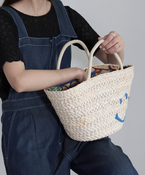 fredy emue（フレディエミュ）の「SMILEYカゴバッグ（かごバッグ・レディース・ブルー/オレンジ・FREE）」の8枚目の写真