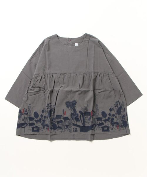 Emago（イマゴ）の「EMAGO おうちと植物刺繍ブラウス（シャツ/ブラウス・レディース・ホワイト/イエロー/チャコール・FREE）」の20枚目の写真