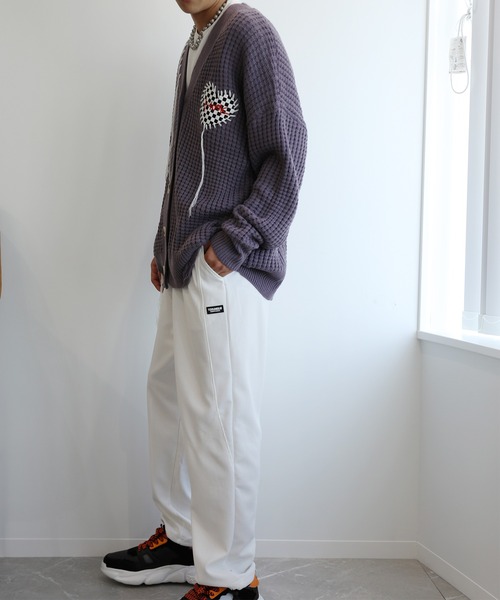 HOOK（フック）の「HOOK -original-　ブロックチェックハートパッチ　ワッフル編みクレイジーステッチVネックカーディガン 裾ダメージ加工（カーディガン/ボレロ・メンズ・ブラック/ダークベージュ/グリーン/パープル・M/L/XL）」の14枚目の写真