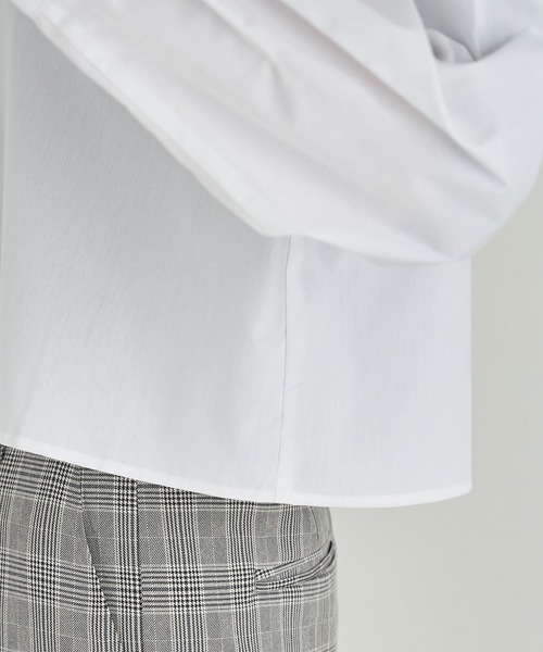 ROPE' PICNIC(ロペピクニック)の「スタイルアップが叶うクロップドシャツ(シャツ/ブラウス・レディース・ネイビー/オフホワイト・38)」の10枚目の写真