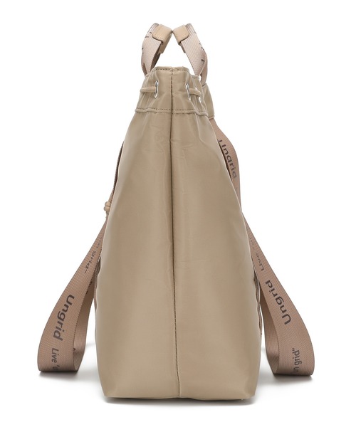 Ungrid（アングリッド）の「【Ungrid/アングリッド】ナイロン ロゴテープ　牛革ハンドル　2WAY 巾着トートバッグ（トートバッグ・レディース・グレイッシュベージュ/ブラック/ブラック系その他/ベージュ/アイボリー・FREE）」の22枚目の写真