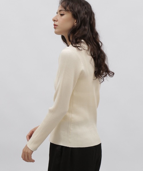 LAKOLE(ラコレ)の「12ゲージリブポロカーディガン / 981604(カーディガン/ボレロ・レディース・ブラック/ライトパープル/オフホワイト・SMALL/MEDIUM)」の8枚目の写真