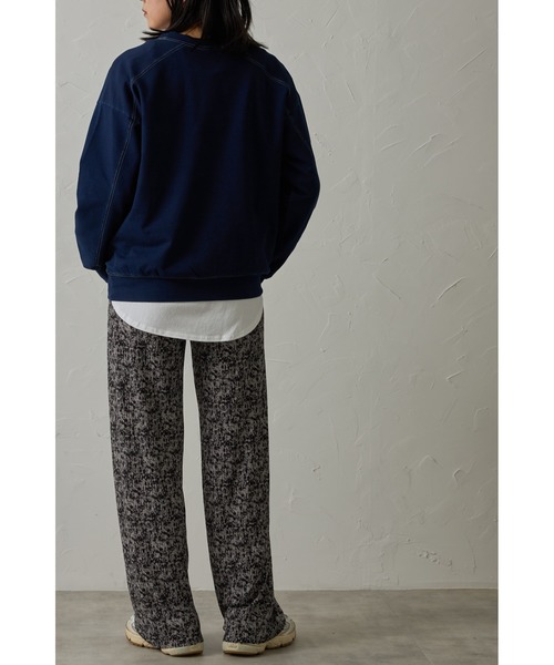 each（イーチ）の「裏毛ロゴプリントスウェット（スウェット・レディース・ネイビー/サックスブルー・FREE）」の4枚目の写真