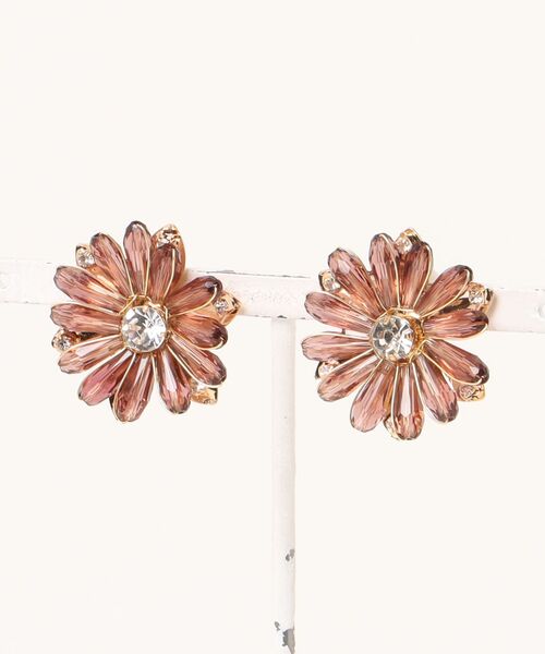 tone（トーン）の「【charme by pimo 】マーガレット ビーズ 花 イヤリング(MA)（イヤリング・レディース・クリア/ピンク/イエロー/ホワイト/ライトパープル/ブルー系その他/ベージュ/レッド/グリーン/ダークパープル/ブルー系その他2/ライトブルー/ブラック/オレンジ/ブルー/ライトグリーン・FREE）」の10枚目の写真