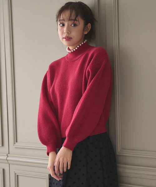Feroux(フェルゥ)の「パール襟 ニット(ニット/セーター・レディース・ホワイト系/レッド系/ブラック系・F)」の3枚目の写真