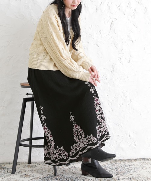 osharewalker（オシャレウォーカー）の「【廃盤】『モチーフ柄ニットジャカードスカート』（スカート・レディース・ブラック・2/1）」の6枚目の写真