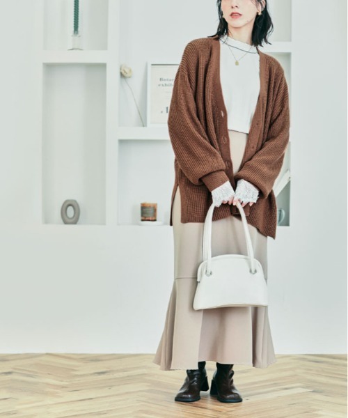 kirakiraShop(キラキラショップ)の「Vネック オーバーニット カーディガン(カーディガン/ボレロ・レディース・ブラック/クリーム/ダークベージュ/ブラウン/パープル/グリーン・FREE)」の14枚目の写真