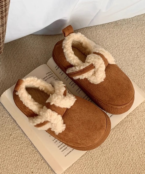 Vipoa(ヴィポア)の「スエードモコモコムートンスリッポン(スリッポン・レディース・ブラック/ブラウン/ベージュ・SMALL/LARGE/MEDIUM)」の6枚目の写真