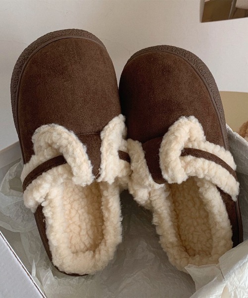 Vipoa(ヴィポア)の「スエードモコモコムートンスリッポン(スリッポン・レディース・ブラック/ブラウン/ベージュ・SMALL/LARGE/MEDIUM)」の16枚目の写真