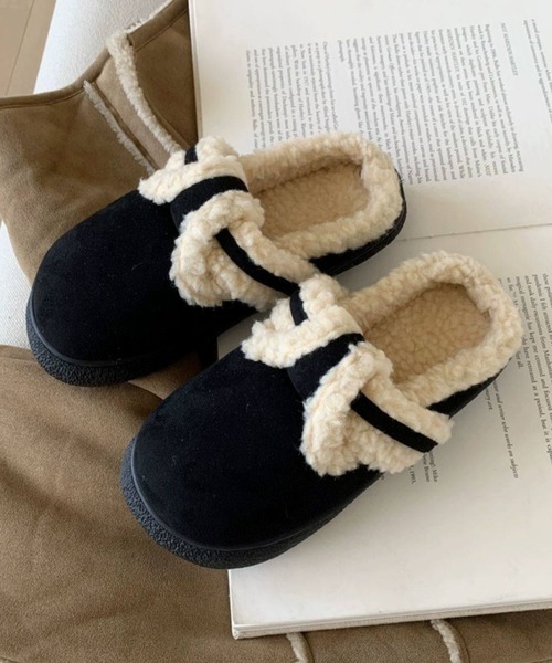 Vipoa(ヴィポア)の「スエードモコモコムートンスリッポン(スリッポン・レディース・ブラック/ブラウン/ベージュ・SMALL/LARGE/MEDIUM)」の7枚目の写真