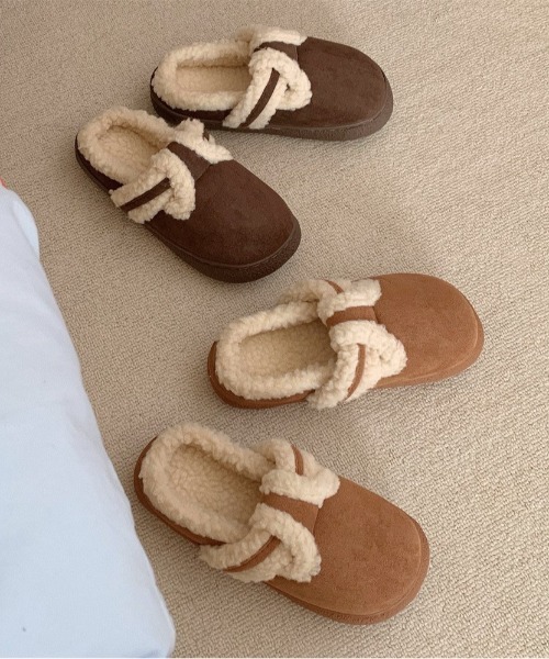スエードモコモコムートンスリッポン（スリッポン）｜Vipoa（ヴィポア