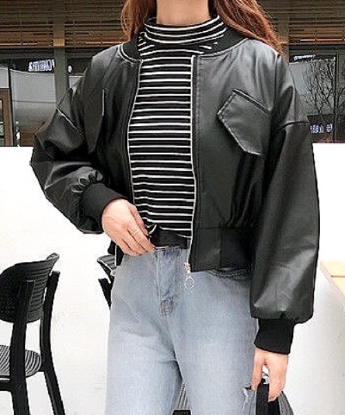 SHEENA（シーナ）の「エコレザークロップド丈ブルゾン（ブルゾン・レディース・ブラック・M）」の5枚目の写真