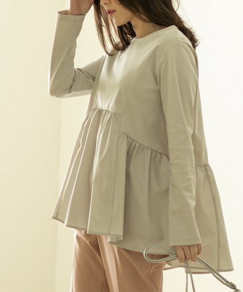 OPAQUE.CLIP（オペークドットクリップ）の「◆異素材Aラインカットソー/シルク調コットン【洗濯機洗い可】（Tシャツ/カットソー・レディース・グレー/ホワイト/ブラック/ライトブルー・40/38/36/42/34）」の5枚目の写真