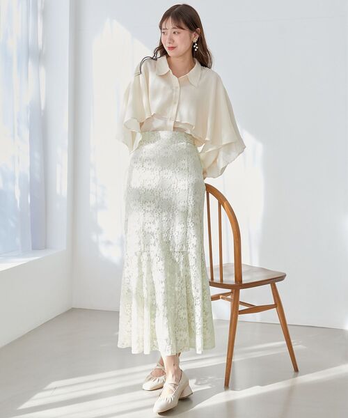 MAJESTIC LEGON（マジェスティックレゴン）の「肩あきケープブラウス（シャツ/ブラウス・レディース・ライトグレー/アイボリー/ブラック・MEDIUM）」の7枚目の写真