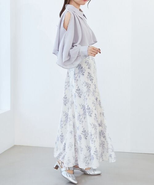 MAJESTIC LEGON（マジェスティックレゴン）の「肩あきケープブラウス（シャツ/ブラウス・レディース・ライトグレー/アイボリー/ブラック・MEDIUM）」の17枚目の写真