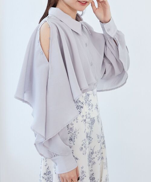 MAJESTIC LEGON（マジェスティックレゴン）の「肩あきケープブラウス（シャツ/ブラウス・レディース・ライトグレー/アイボリー/ブラック・MEDIUM）」の21枚目の写真