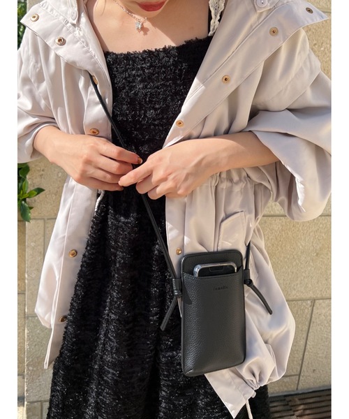 JUMELLE(ジュメロ)の「daily smapho pouch(ボディバッグ/ウエストポーチ・レディース・アイボリー/ブラック・FREE)」の13枚目の写真