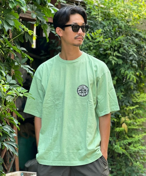 MAGIC NUMBER（マジック ナンバー）の「【MAGIC NUMBER】SEE YOU IN THE WATER XV US COTTON T-SHIRT（Tシャツ/カットソー・メンズ・ホワイト/ミント/パープル/ブラック・MEDIUM/LARGE/X-LARGE）」の19枚目の写真