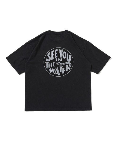 MAGIC NUMBER(マジック ナンバー)の「【MAGIC NUMBER】SEE YOU IN THE WATER XV US COTTON T-SHIRT(Tシャツ/カットソー・メンズ・ホワイト/ミント/パープル/ブラック・MEDIUM/LARGE/X-LARGE)」の22枚目の写真