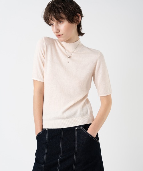 ELOOPS(イーループス)の「【ELOOPS】クルーネック フィットニットTシャツ・プルオーバー(Tシャツ/カットソー・レディース・ライトベージュ/チャコールグレー/ブルー・L/M/S)」の21枚目の写真