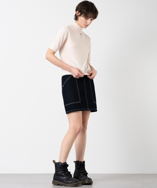 ELOOPS(イーループス)の「【ELOOPS】クルーネック フィットニットTシャツ・プルオーバー(Tシャツ/カットソー・レディース・ライトベージュ/チャコールグレー/ブルー・L/M/S)」の22枚目の写真
