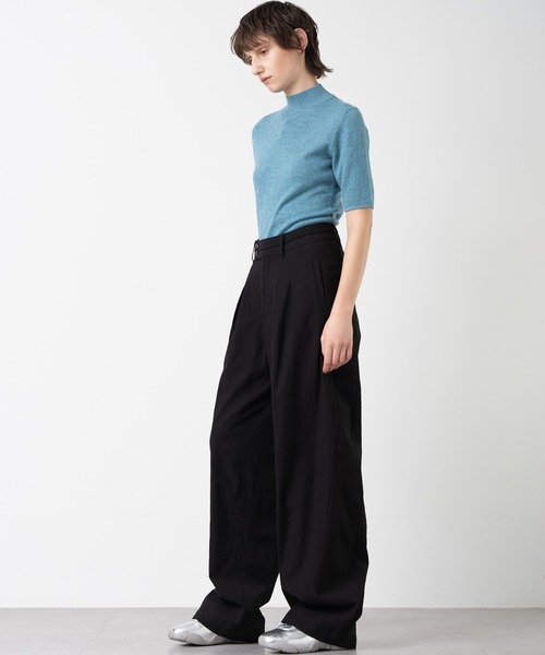 ELOOPS(イーループス)の「【ELOOPS】クルーネック フィットニットTシャツ・プルオーバー(Tシャツ/カットソー・レディース・ライトベージュ/チャコールグレー/ブルー・L/M/S)」の10枚目の写真