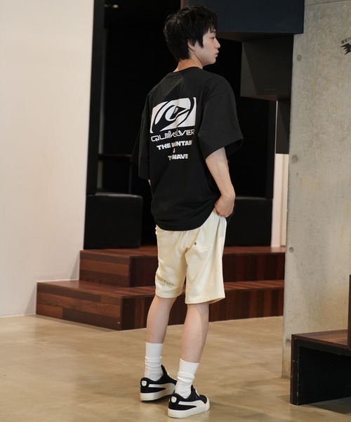 Quiksilver（クイックシルバー）の「【ムラサキスポーツ限定】QUIKSILVER/クイックシルバー 半袖Tシャツ/バックプリントTee オーバーサイズ QST242614M（Tシャツ/カットソー・メンズ・ホワイト×レッド/ホワイト×ブラック/ブラック×ホワイト・M/L）」の22枚目の写真