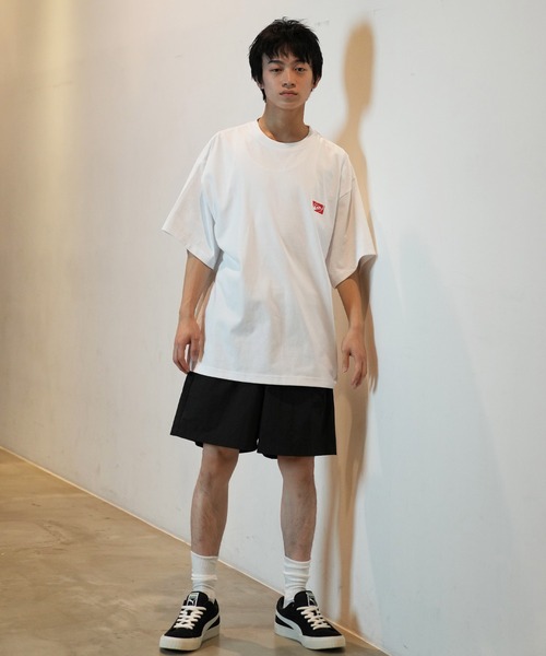 Quiksilver（クイックシルバー）の「【ムラサキスポーツ限定】QUIKSILVER/クイックシルバー 半袖Tシャツ/バックプリントTee オーバーサイズ QST242614M（Tシャツ/カットソー・メンズ・ホワイト×レッド/ホワイト×ブラック/ブラック×ホワイト・M/L）」の8枚目の写真