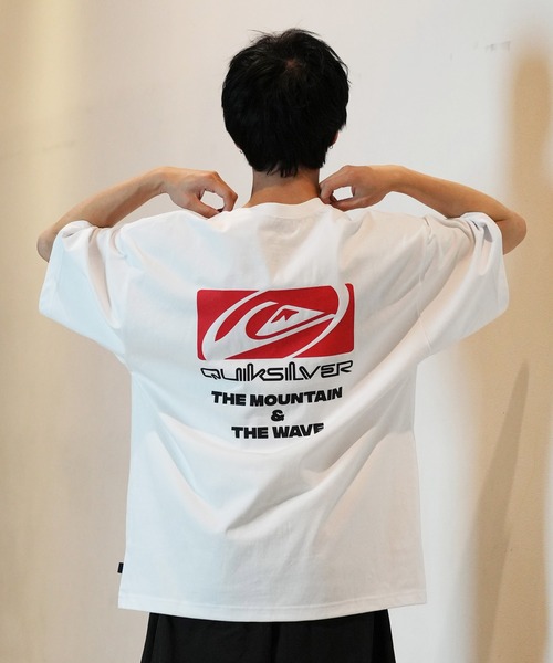 Quiksilver（クイックシルバー）の「【ムラサキスポーツ限定】QUIKSILVER/クイックシルバー 半袖Tシャツ/バックプリントTee オーバーサイズ QST242614M（Tシャツ/カットソー・メンズ・ホワイト×レッド/ホワイト×ブラック/ブラック×ホワイト・M/L）」の7枚目の写真