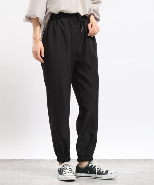 GLOBAL WORK Smile Seed Store（グローバルワーク スマイルシードストア）の「軽やかイージージョグパンツ/987274（その他パンツ・レディース・ベージュ/チャコール/カーキ/ブラック・X-LARGE/LARGE/MEDIUM/SMALL）」の2枚目の写真