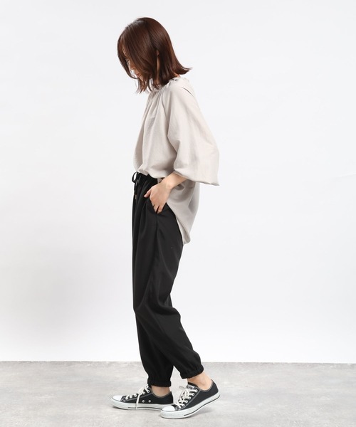 GLOBAL WORK Smile Seed Store（グローバルワーク スマイルシードストア）の「軽やかイージージョグパンツ/987274（その他パンツ・レディース・ベージュ/チャコール/カーキ/ブラック・X-LARGE/LARGE/MEDIUM/SMALL）」の7枚目の写真