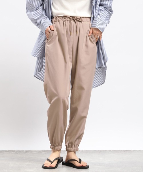 GLOBAL WORK Smile Seed Store（グローバルワーク スマイルシードストア）の「軽やかイージージョグパンツ/987274（その他パンツ・レディース・ベージュ/チャコール/カーキ/ブラック・X-LARGE/LARGE/MEDIUM/SMALL）」の21枚目の写真