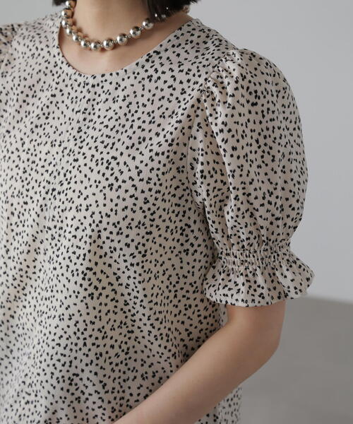 FREE'S MART（フリーズマート）の「◆ギャザースリーブ半袖ブラウス（シャツ/ブラウス・レディース・ブラック系その他/ベージュ系その他/ホワイト系その他・FREE）」の9枚目の写真