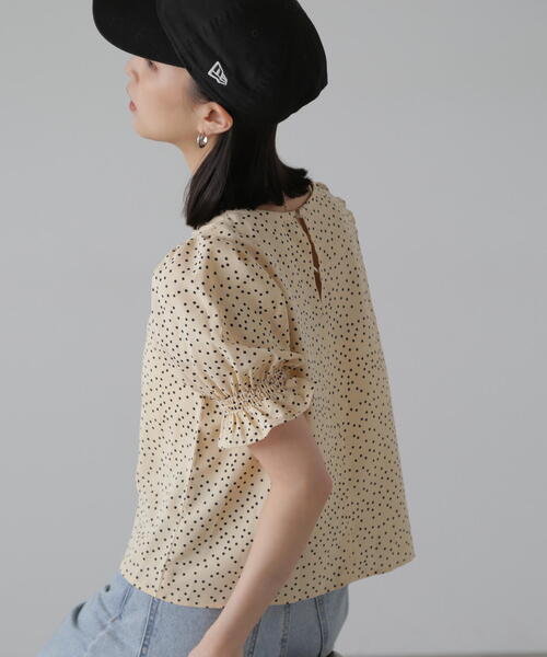 FREE'S MART（フリーズマート）の「◆ギャザースリーブ半袖ブラウス（シャツ/ブラウス・レディース・ブラック系その他/ベージュ系その他/ホワイト系その他・FREE）」の19枚目の写真