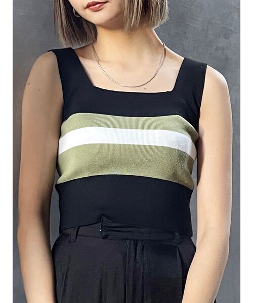 MURUA(ムルーア)の「クロップトスクエアニットタンク(ニット/セーター・レディース・ホワイト/ブラック/ブルー/その他1/その他2・FREE)」の5枚目の写真