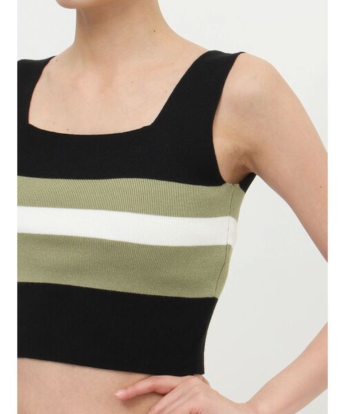 MURUA(ムルーア)の「クロップトスクエアニットタンク(ニット/セーター・レディース・ホワイト/ブラック/ブルー/その他1/その他2・FREE)」の15枚目の写真