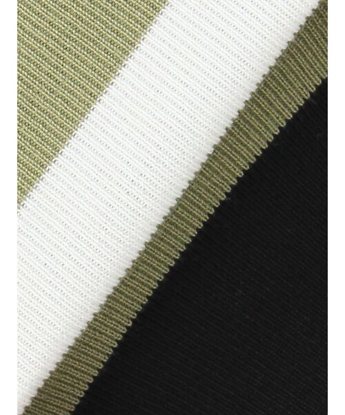 MURUA(ムルーア)の「クロップトスクエアニットタンク(ニット/セーター・レディース・ホワイト/ブラック/ブルー/その他1/その他2・FREE)」の17枚目の写真