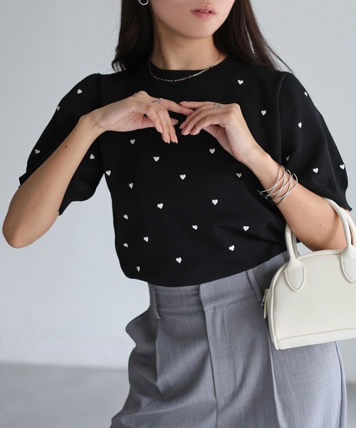 Riberry（リベリー）の「スポンディッシュハート刺繍半袖ニット（ニット/セーター・レディース・ブラック/アイボリー/ベージュ/ネイビー/ホワイト×レッド・FREE）」の18枚目の写真