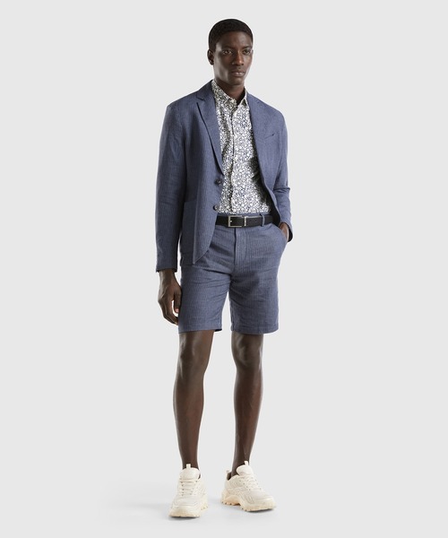 BENETTON (UNITED COLORS OF BENETTON)（ベネトンユナイテッドカラーズオブベネトン）の「リネン先染めストライプバミューダショートパンツ（その他パンツ・メンズ・インディゴブルー・44/46/50/42）」の3枚目の写真