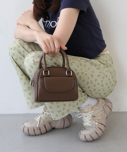 nomnom(ノムノム)の「【nomnom】ボストンミニショルダーバッグ(ショルダーバッグ・レディース・ダークブラウン/アイボリー/ブラック・FREE)」の13枚目の写真